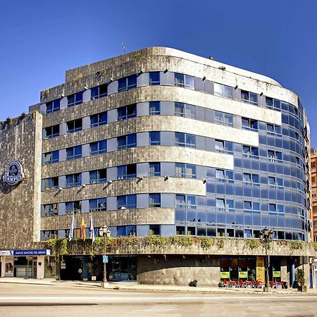 Aparthotel Campus Oviedo Exteriör bild